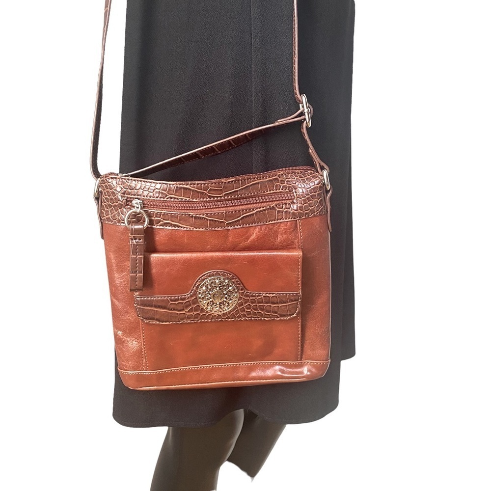 Giani Bernini Florentine Glazed Leather Filigree Vertical Expresso Crossbody Bag